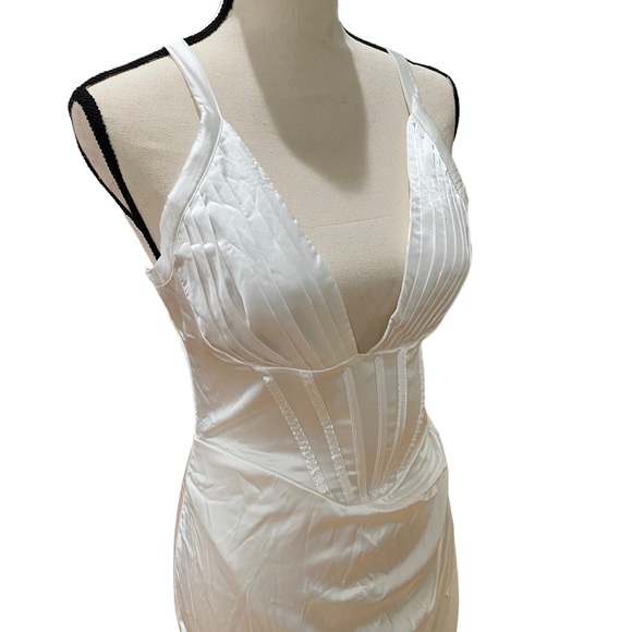 Deep V Cami Strap Corset Midi Dress - Picture 2 of 4